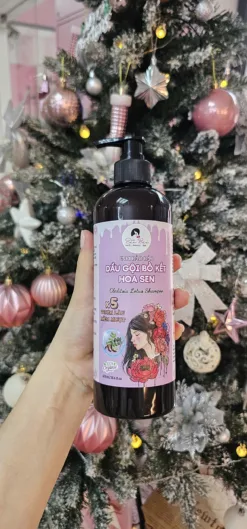 Dầu gội bồ kết hoa sen 550ml